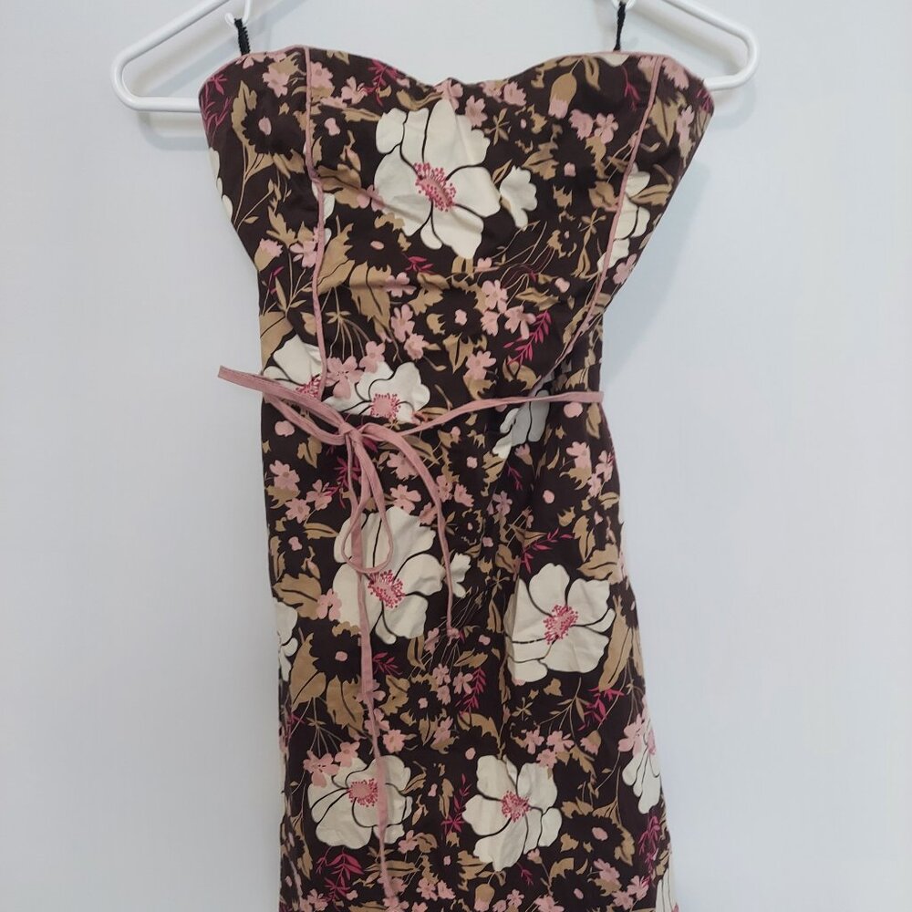 Strapless dress